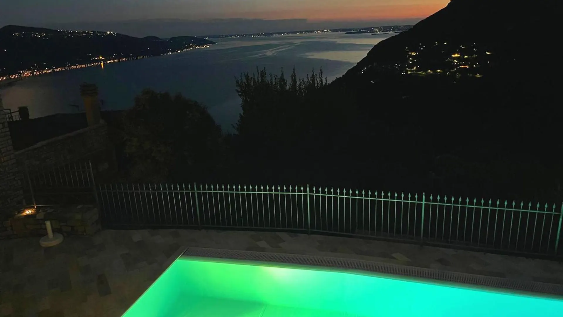 Appartamento Rustico Vista Lago - Panorama Rustico تينيالي 0*,  إيطاليا